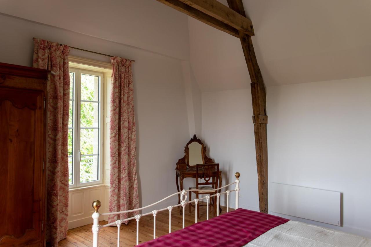 Chambres D'Hotes Chateau De Saint Etienne Du Bois Exterior photo
